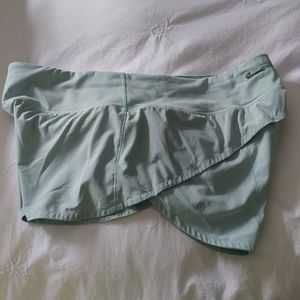 Lululemon shorts toothpaste size 10